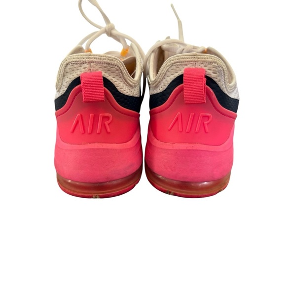 Nike Womens Air Max Motion 2 CI6515-100 White Running Shoes Sneakers Size 10 - Picture 2 of 7